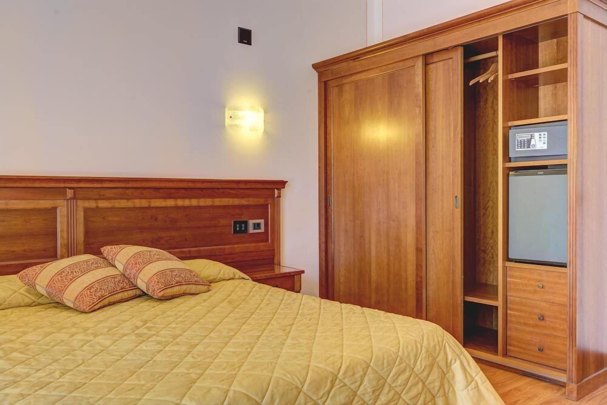 Hotel Panoramic Монтепульчано Экстерьер фото