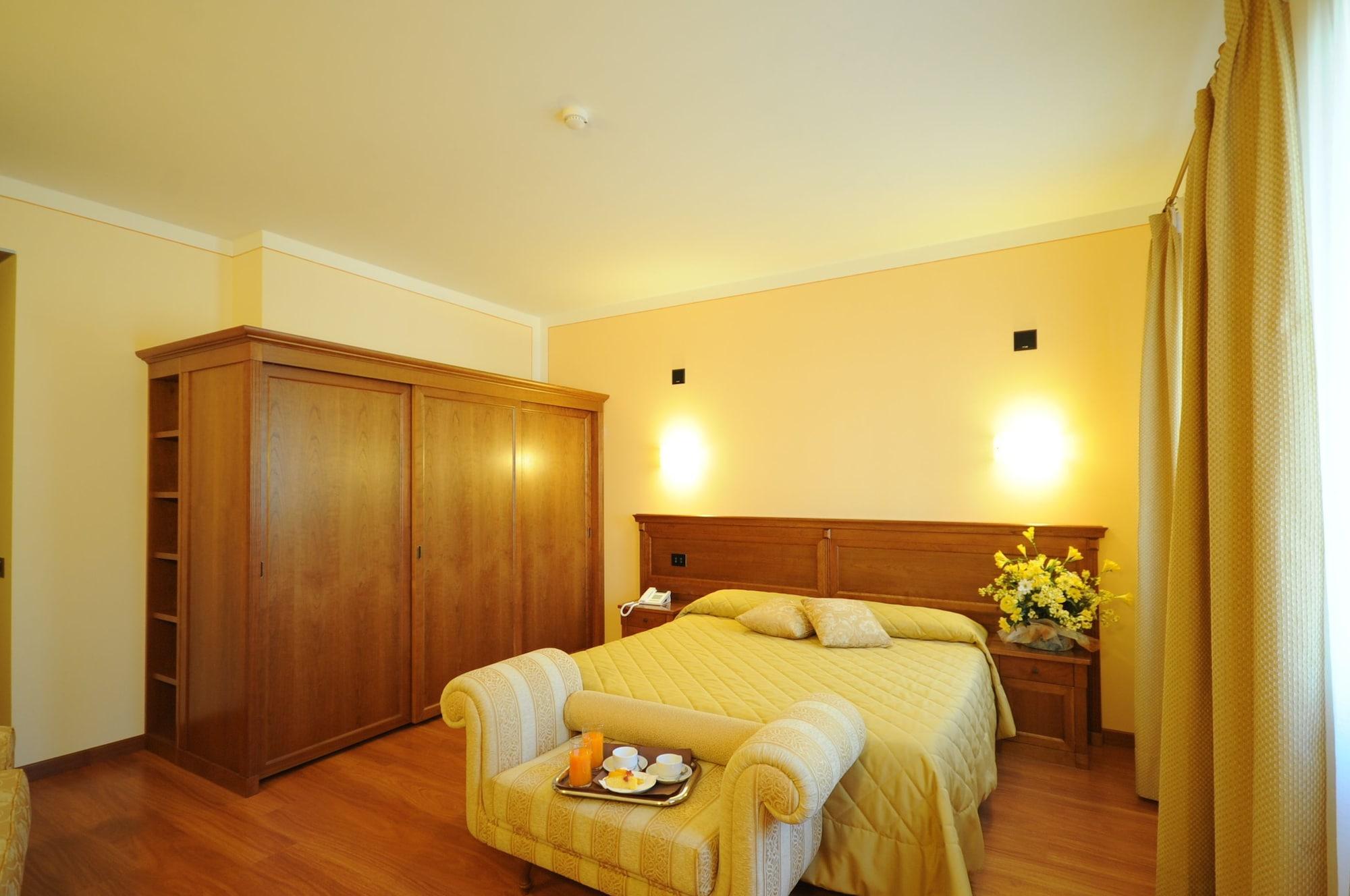 Hotel Panoramic Монтепульчано Экстерьер фото