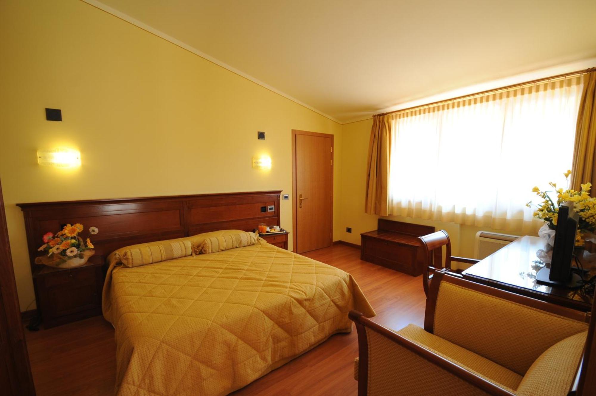 Hotel Panoramic Монтепульчано Экстерьер фото