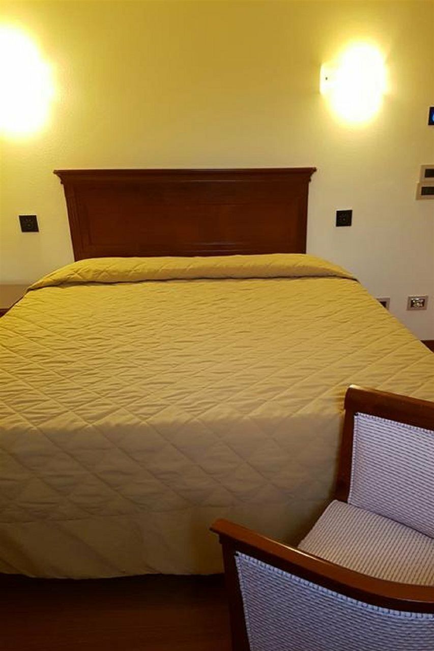 Hotel Panoramic Монтепульчано Экстерьер фото